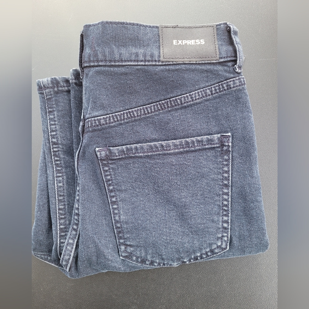 NWT Express Mom Jeans Super High Rise Size 0
